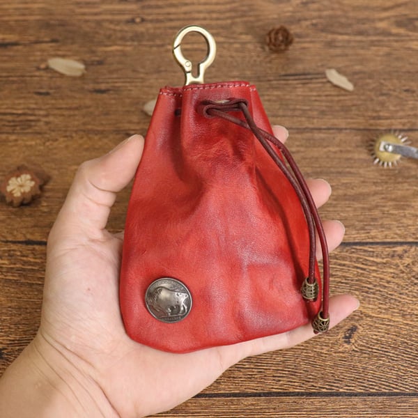 🔥👜 Simple Cowhide Retro Storage Bag | Classic & Durable Style for Every Day! 🐄✨